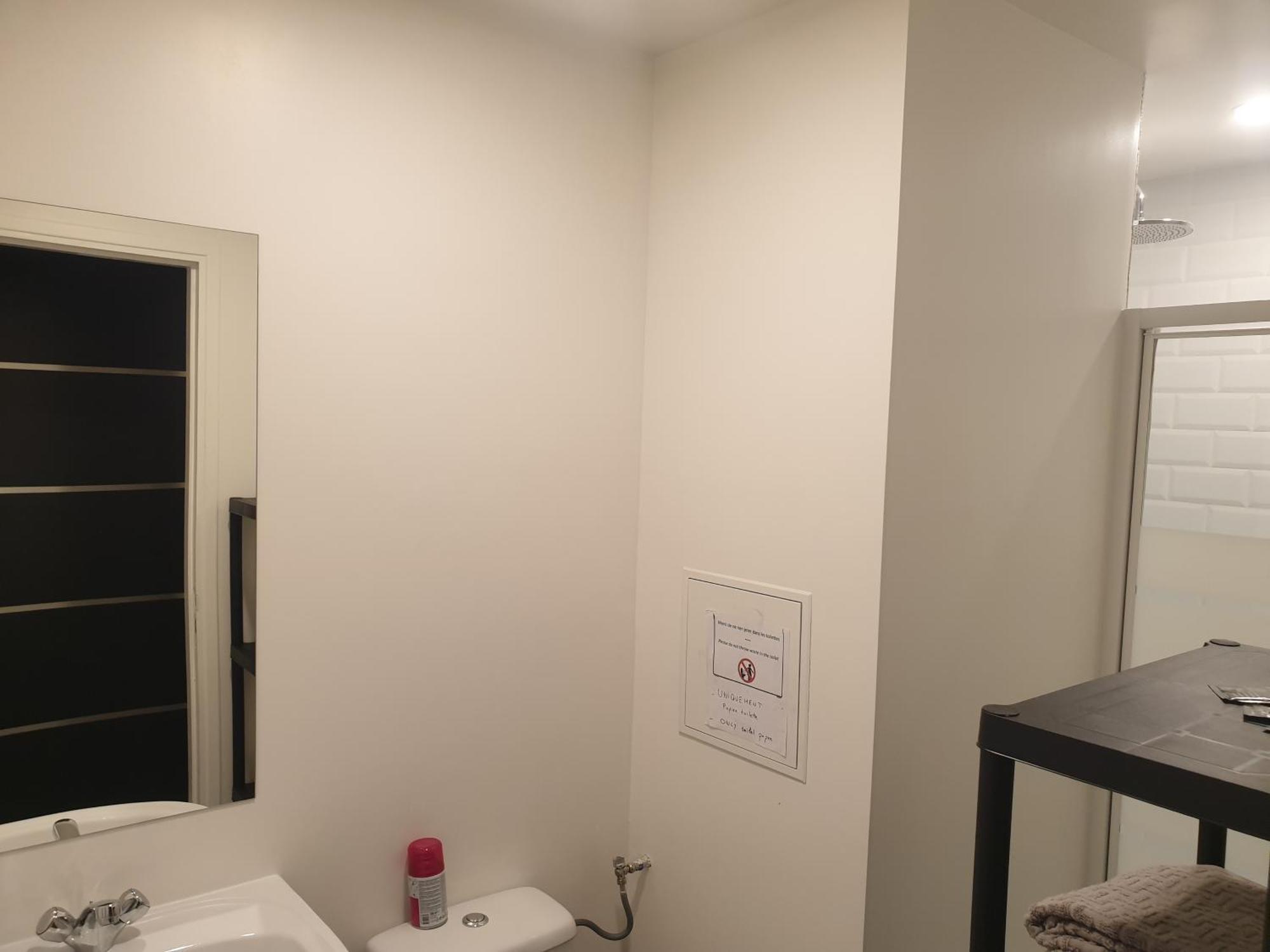 Appartements Renove 2023 Proche Aeroport 5Min, Gare Sncf 2 Min, Tramway Au Pied De L'Immeuble , Parking Possible, Renovated Apartments 2023 Near The Airport 5 Min, Train Station 2 Min, Tram Next To The Building 1 Min, Parking Possible 尼斯 客房 照片